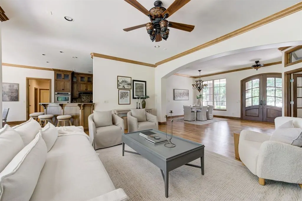 Photo 5 — 2300 Crestwood Drive, Jones, OK 73049