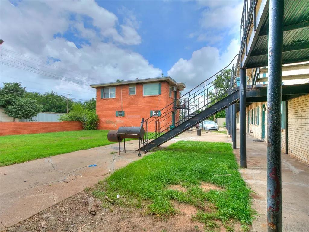 Photo 9 — 1731 NW 32nd Street, Oklahoma City, OK 73118