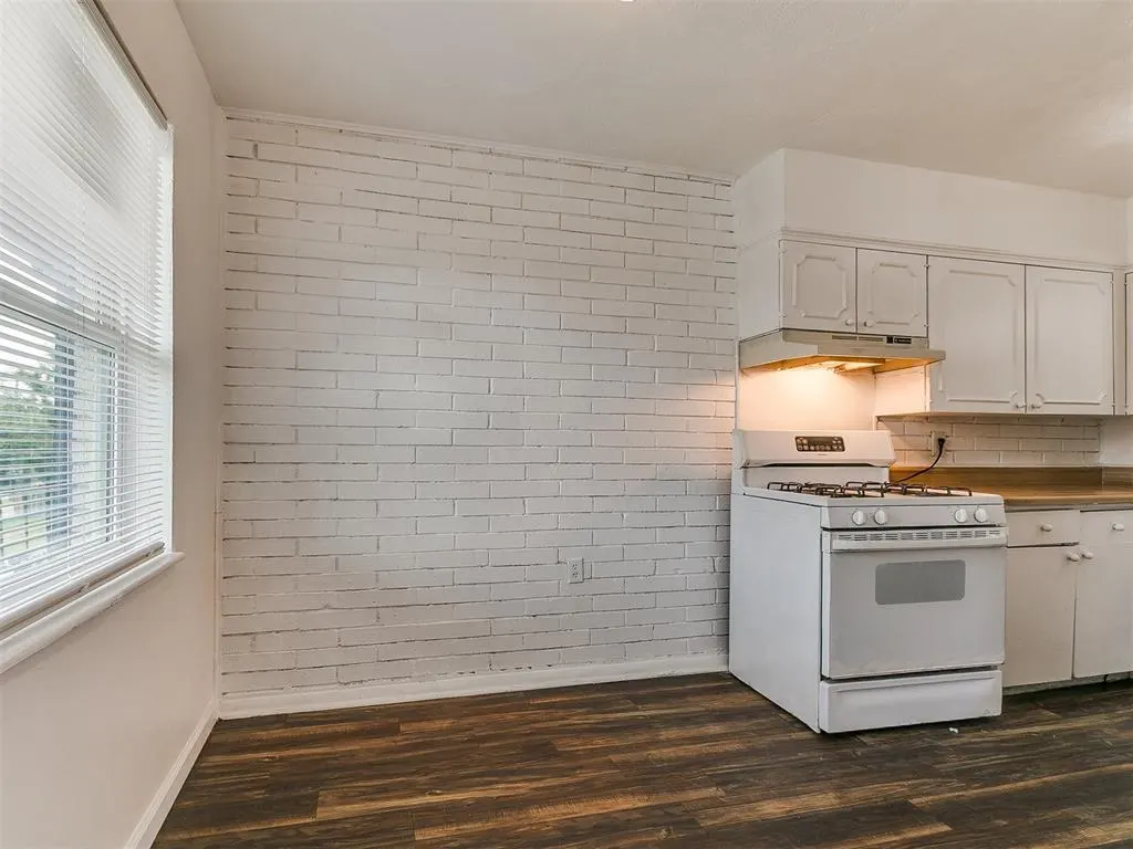 Photo 22 — 1731 NW 32nd Street, Oklahoma City, OK 73118