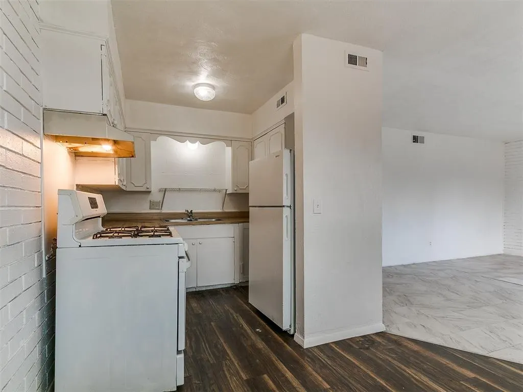 Photo 24 — 1731 NW 32nd Street, Oklahoma City, OK 73118