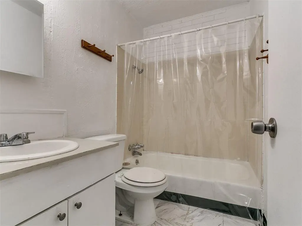 Photo 44 — 1731 NW 32nd Street, Oklahoma City, OK 73118