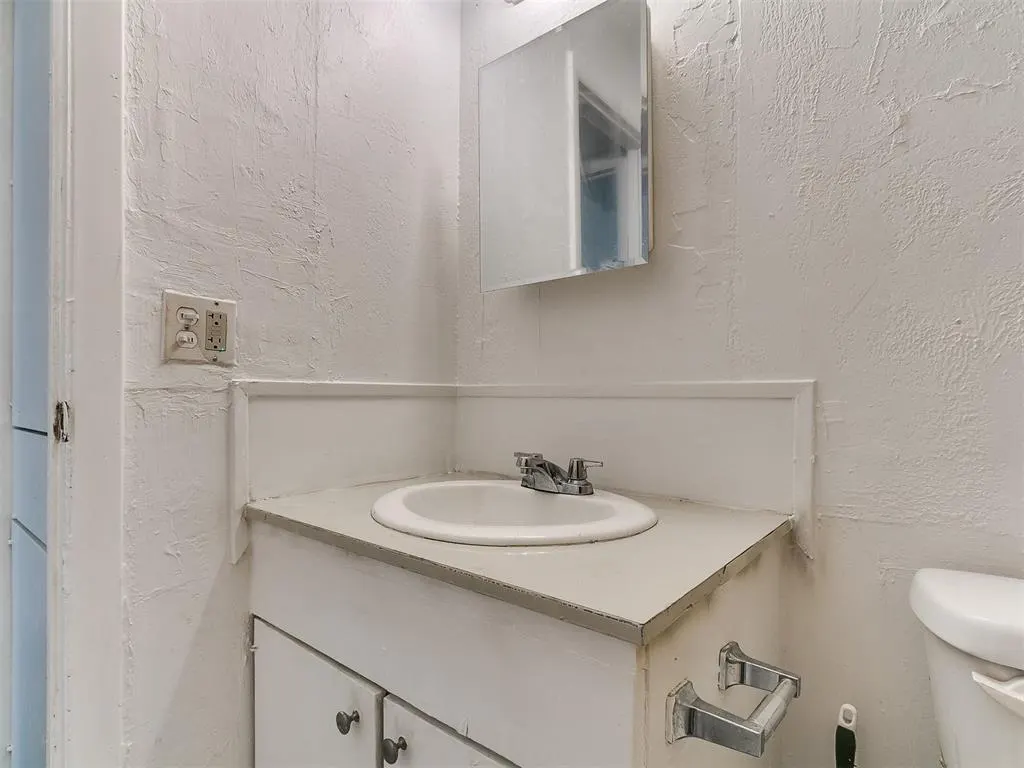 Photo 45 — 1731 NW 32nd Street, Oklahoma City, OK 73118