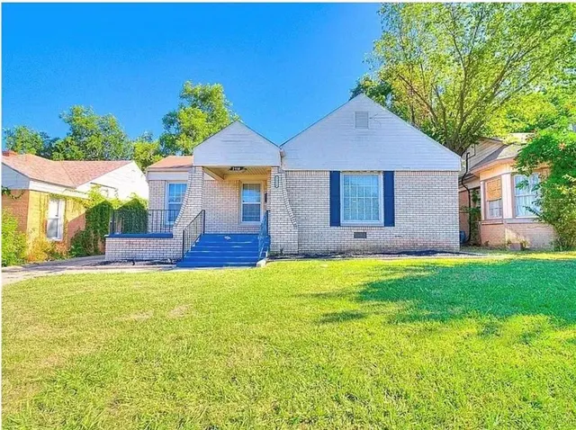 Front exterior — 2116 NW 30th Street, Oklahoma City, OK 73112