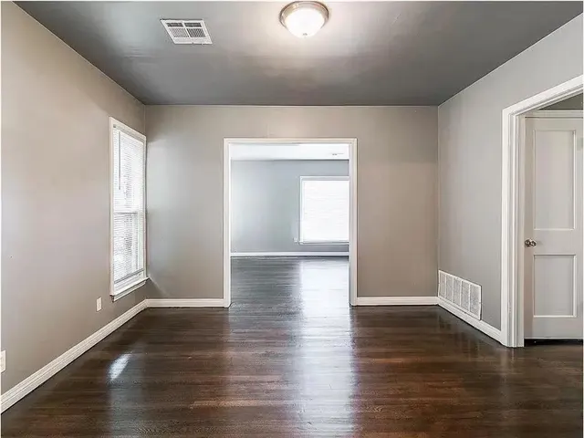 Photo 8 — 2116 NW 30th Street, Oklahoma City, OK 73112