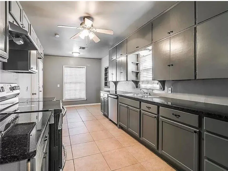 Photo 18 — 2116 NW 30th Street, Oklahoma City, OK 73112