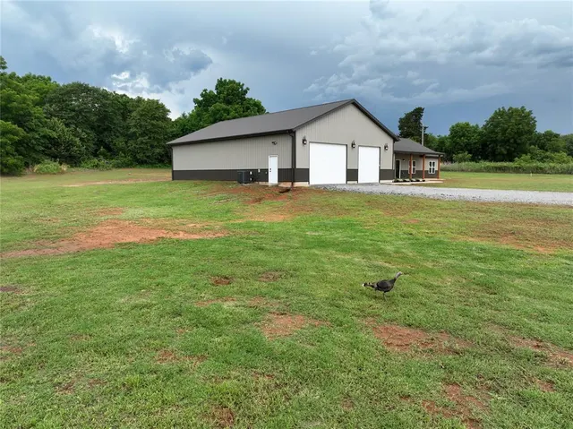 Photo 5 — 17008 County Street 2750, Minco, OK 73059