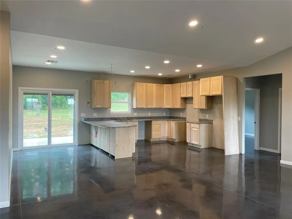Photo 10 — 17008 County Street 2750, Minco, OK 73059