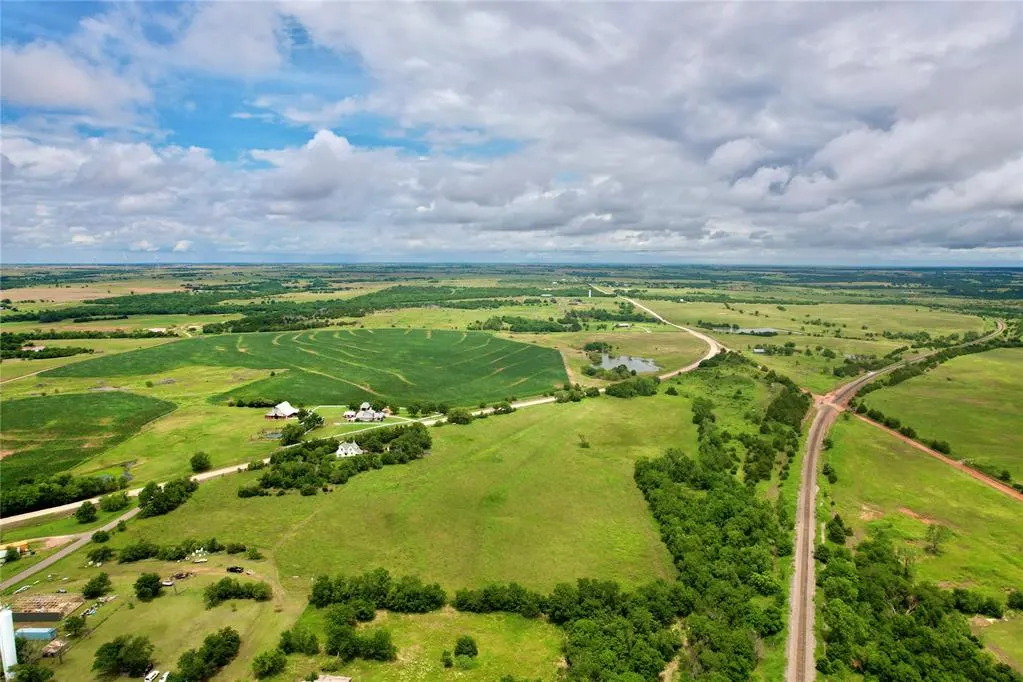 Photo 2 — 0000 Hwy 77 Highway, Orlando, OK 73073