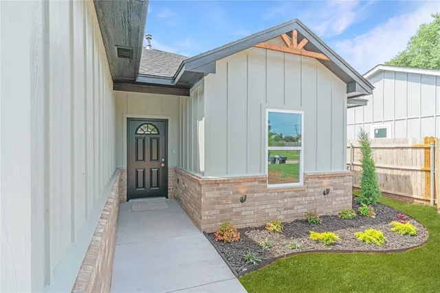 Photo 3 — 316 SE 45th Street, Oklahoma City, OK 73129