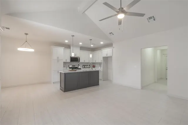 Photo 7 — 316 SE 45th Street, Oklahoma City, OK 73129