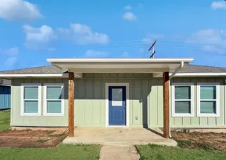 Sold home at 122 Sterling Drive