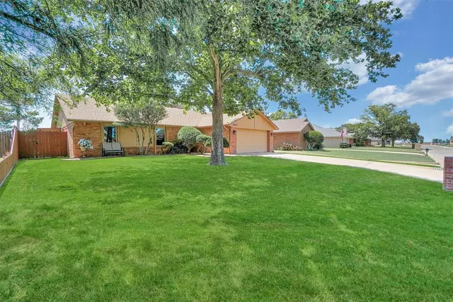 Photo 4 — 3217 Quail Circle, Altus, OK 73521