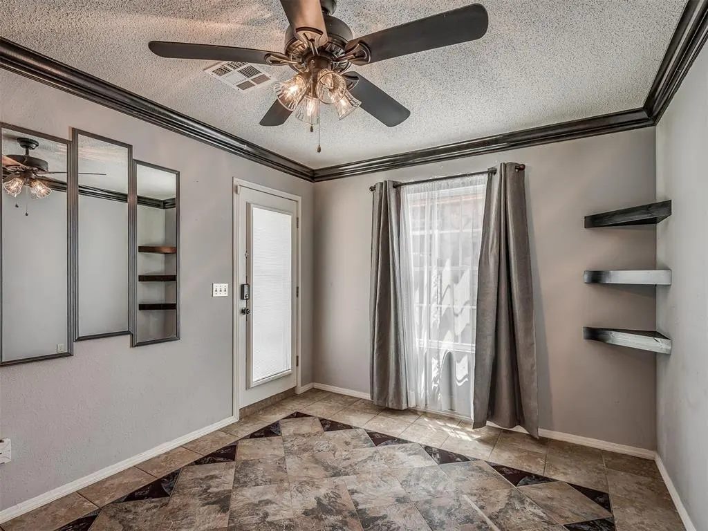 Photo 14 — 503 W Owens Street, El Reno, OK 73036