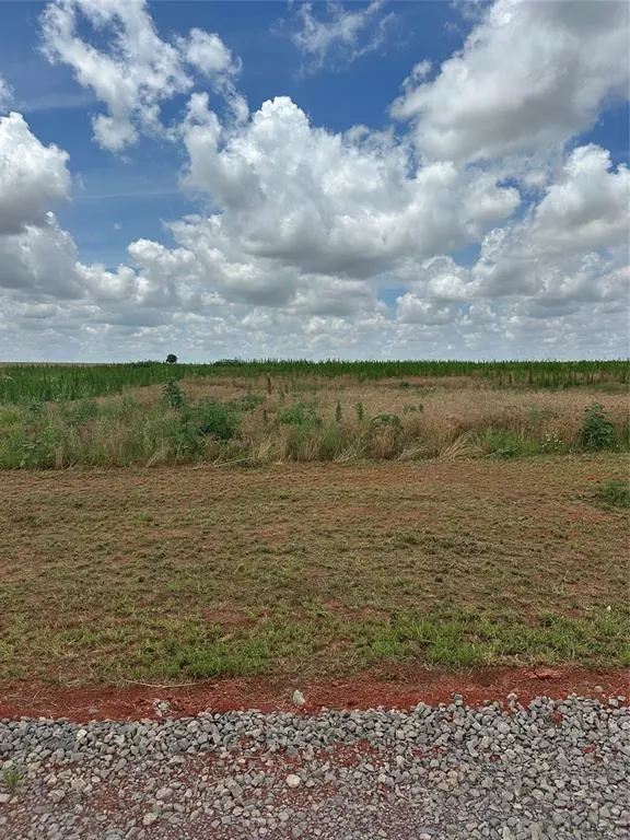 Front exterior — 30786 White Horse Lane, Cashion, OK 73016