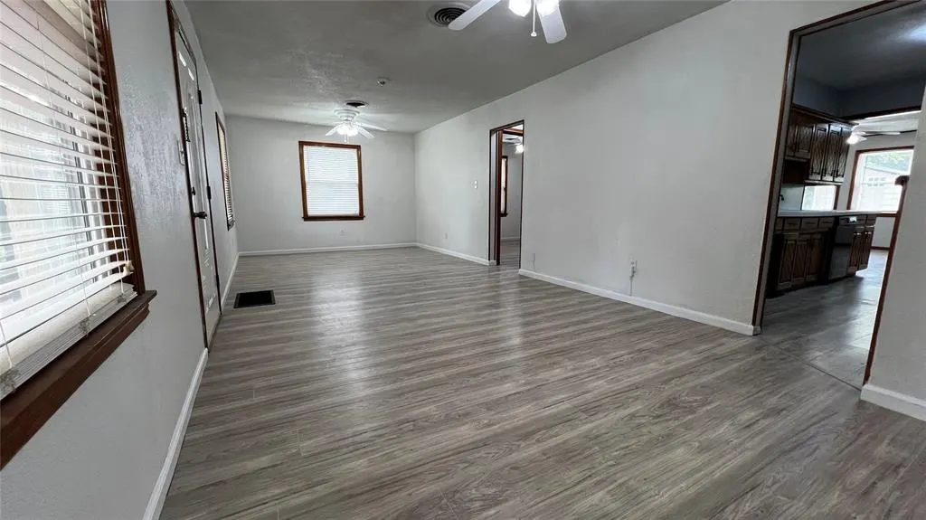 Photo 10 — 425 Mohawk Drive, Pauls Valley, OK 73075