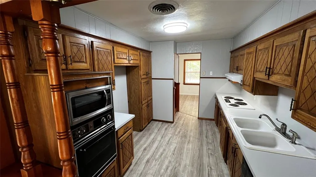 Photo 12 — 425 Mohawk Drive, Pauls Valley, OK 73075