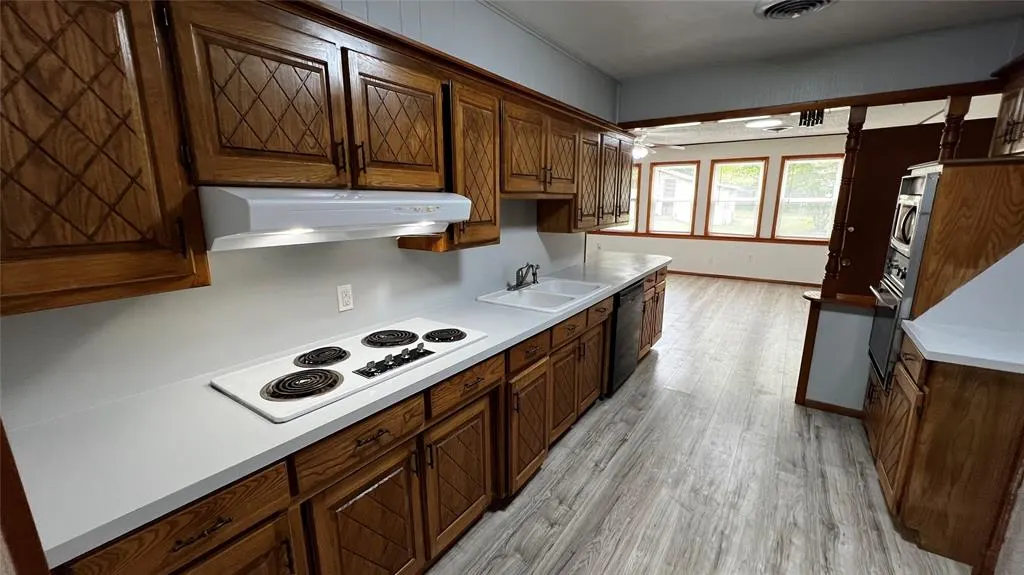 Photo 15 — 425 Mohawk Drive, Pauls Valley, OK 73075