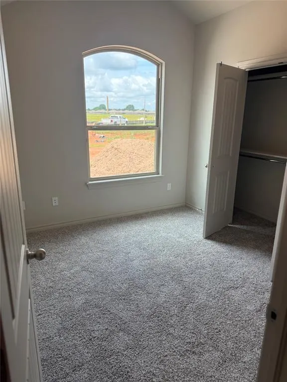Photo 18 — 1233 E Stallion Lane, Mustang, OK 73064