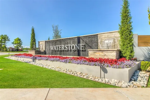 Front exterior — 15617 Waterstone Way, Edmond, OK 73013
