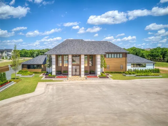 Photo 5 — 15617 Waterstone Way, Edmond, OK 73013