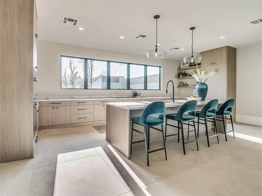 Photo 10 — 15617 Waterstone Way, Edmond, OK 73013