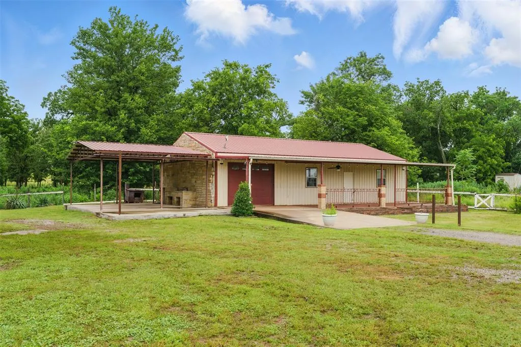 Photo 4 — 5801 N Henney Road, Coyle, OK 73027