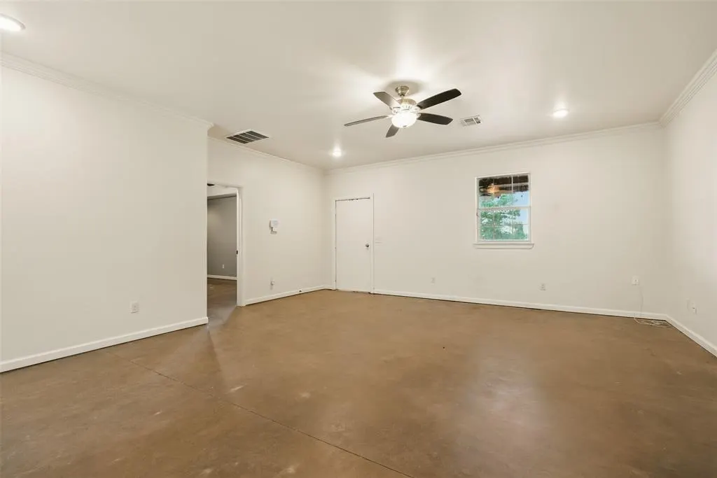 Photo 8 — 5801 N Henney Road, Coyle, OK 73027