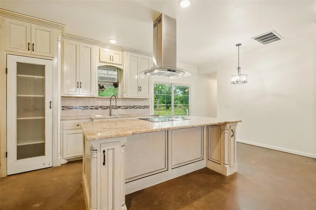 Photo 9 — 5801 N Henney Road, Coyle, OK 73027