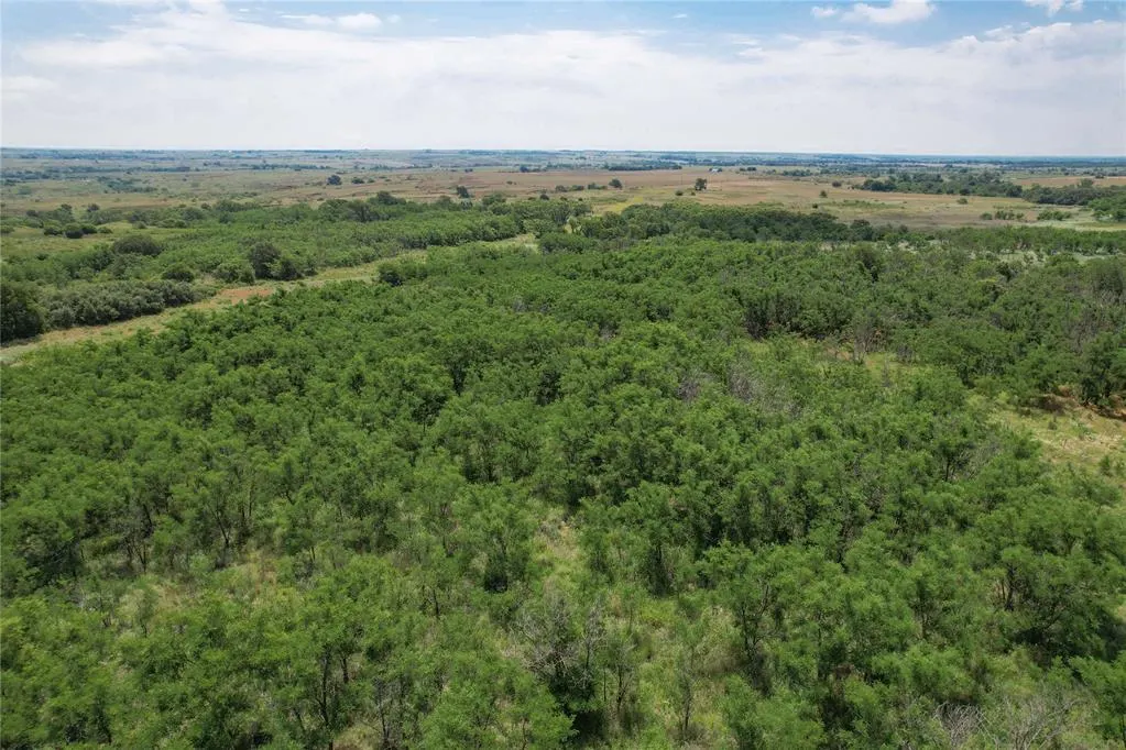 Photo 8 — E 1130 Road, Sayre, OK 73662