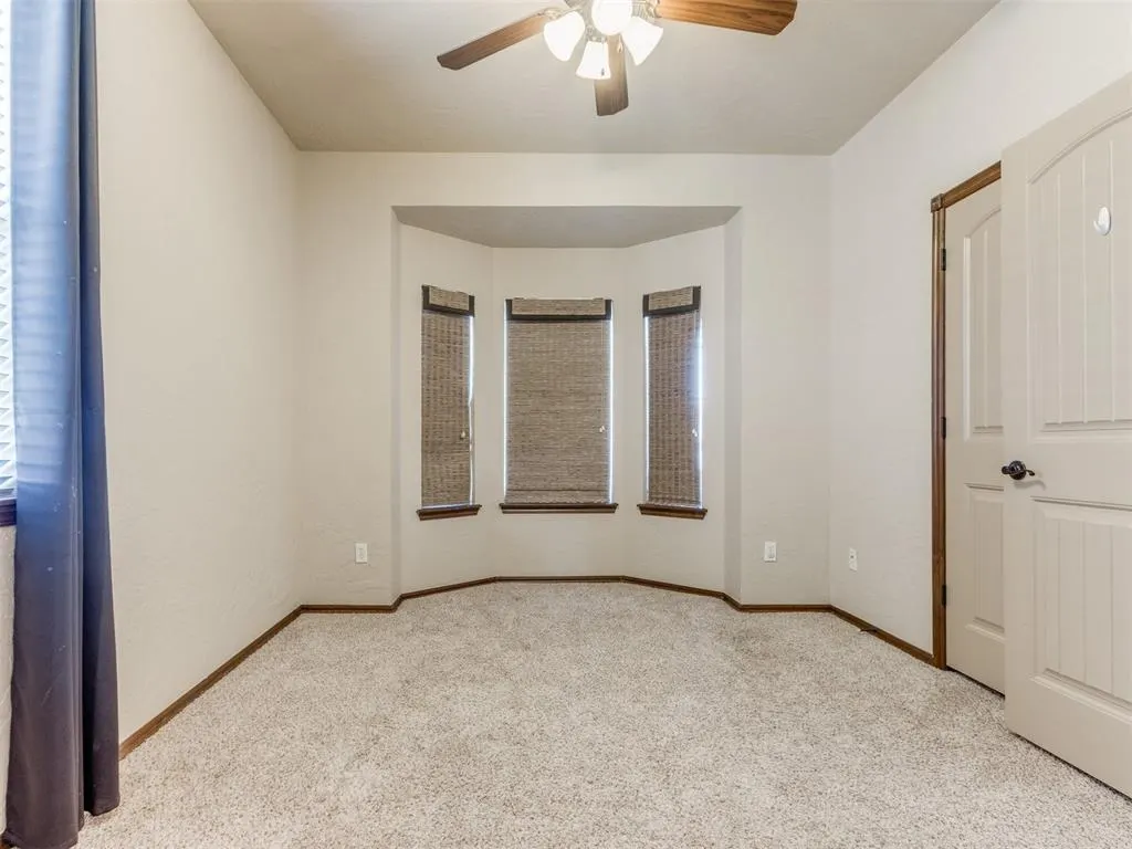 Photo 5 — 3312 SE 32nd Street, Moore, OK 73165