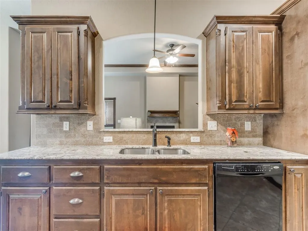 Photo 28 — 3312 SE 32nd Street, Moore, OK 73165