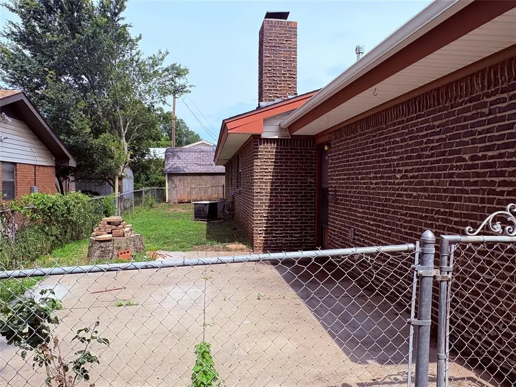 Photo 17 — 625 SW 68th Street, Oklahoma City, OK 73139