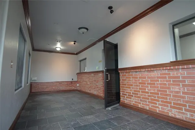 Photo 4 — 136 NW 122nd Street, Oklahoma City, OK 73114