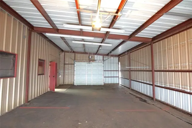 Photo 6 — 136 NW 122nd Street, Oklahoma City, OK 73114