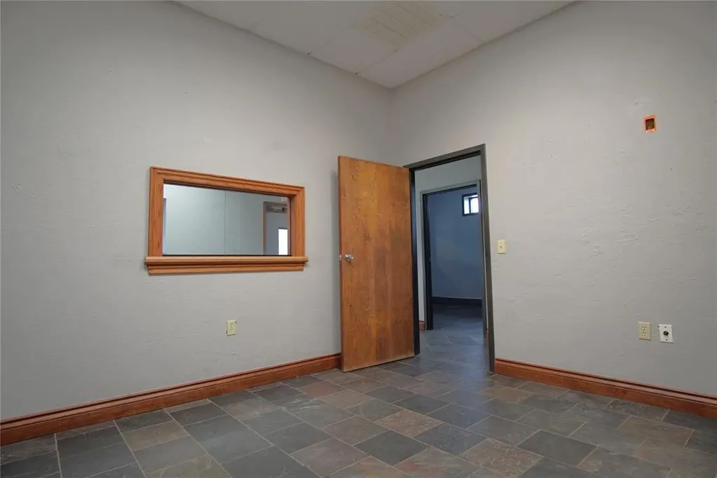 Photo 12 — 136 NW 122nd Street, Oklahoma City, OK 73114