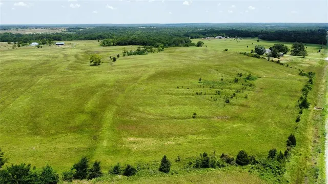 Photo 3 — 0003 E 56 Highway, Okemah, OK 74859