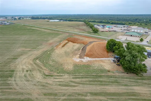 Photo 8 — 0000 W Adkins Hill Road, Norman, OK 73072