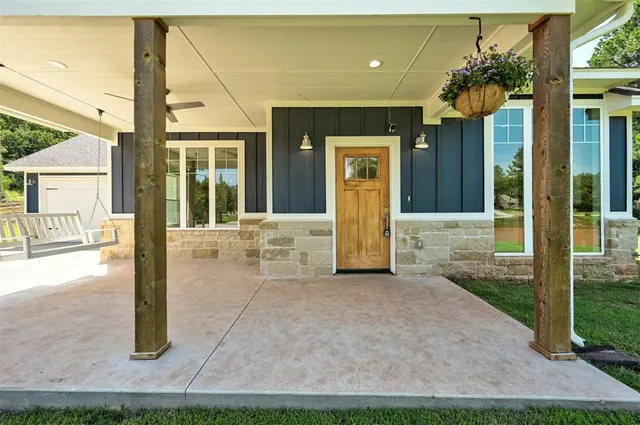 Photo 3 — 19330 Hidden Pines Drive, Norman, OK 73026