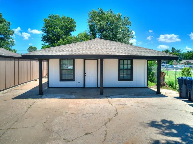 Photo 2 — 1130 S Pennsylvania Avenue, Oklahoma City, OK 73108