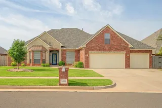 Sold home at 5404 NW 119th Street