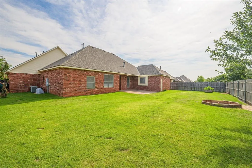 Photo 49 — 5404 NW 119th Street, Oklahoma City, OK 73162
