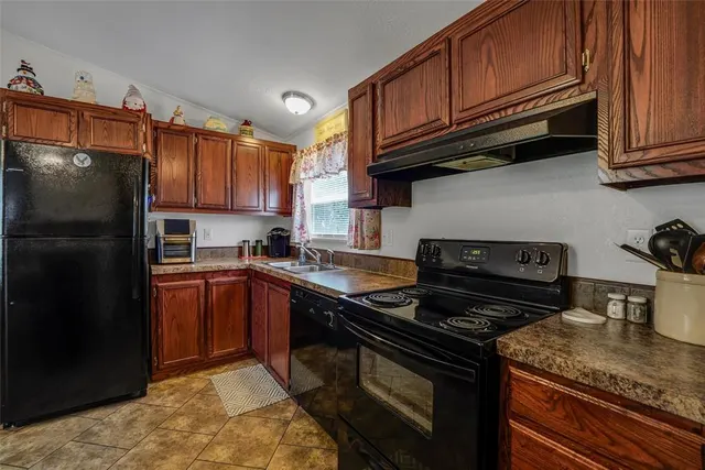Photo 8 — 11221 N 1928 Road, Sayre, OK 73662