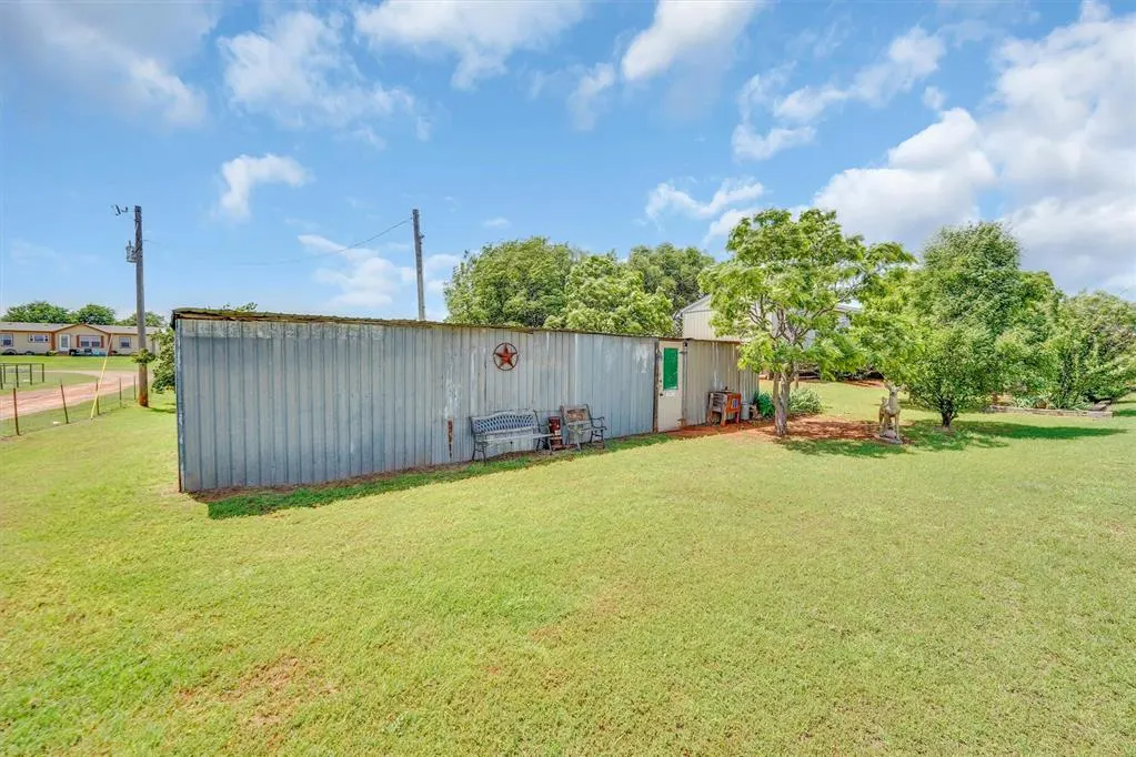 Photo 24 — 11221 N 1928 Road, Sayre, OK 73662