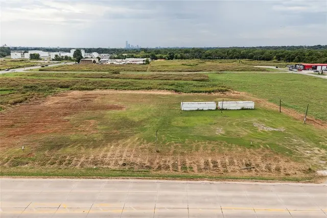 Photo 4 — 0000 N Sooner Road, Oklahoma City, OK 73117