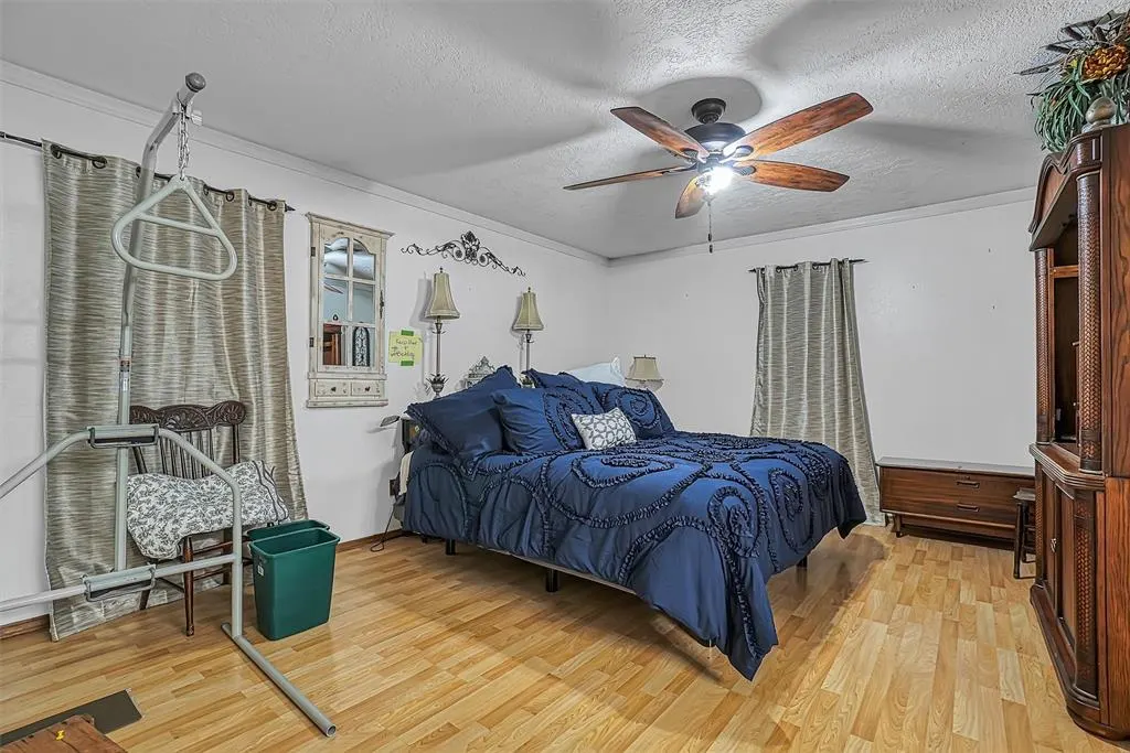 Photo 8 — 1108 S 13th Street, Clinton, OK 73601