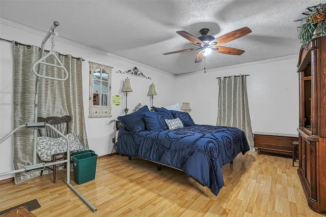 Photo 8 — 1108 S 13th Street, Clinton, OK 73601
