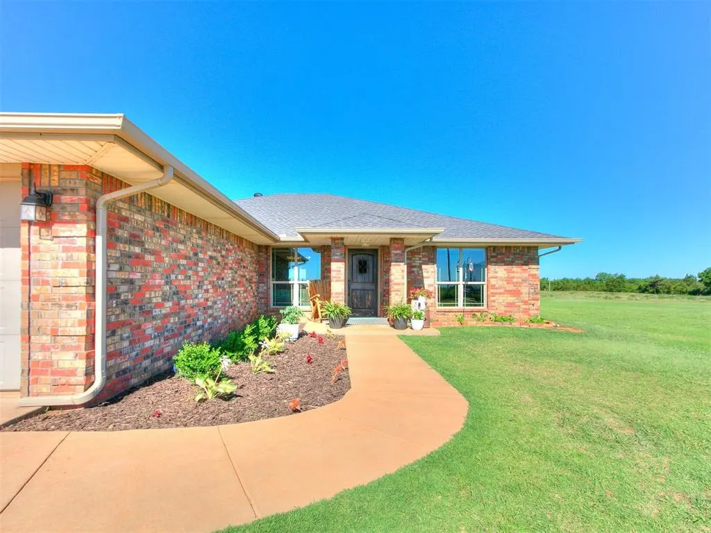 Photo 2 — 5053 Northridge Run, Cashion, OK 73016