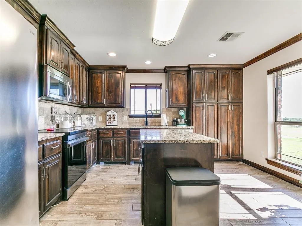 Photo 12 — 5053 Northridge Run, Cashion, OK 73016