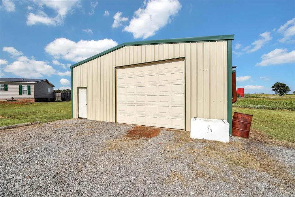 Photo 29 — 11250 N 1960 Circle, Elk City, OK 73644