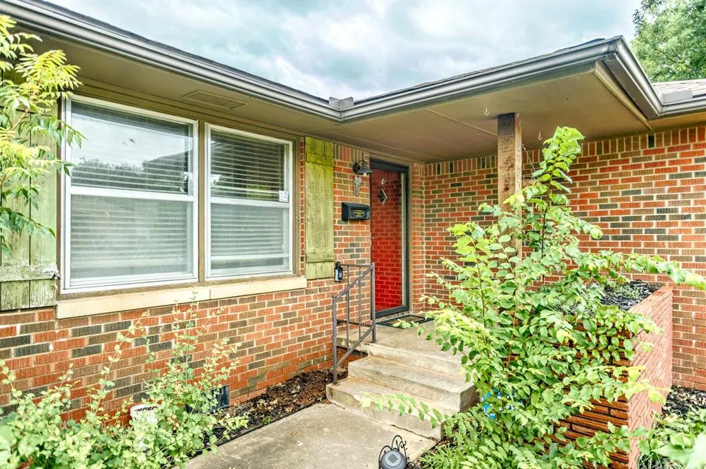 Photo 2 — 3020 NW 71st Street, Oklahoma City, OK 73116
